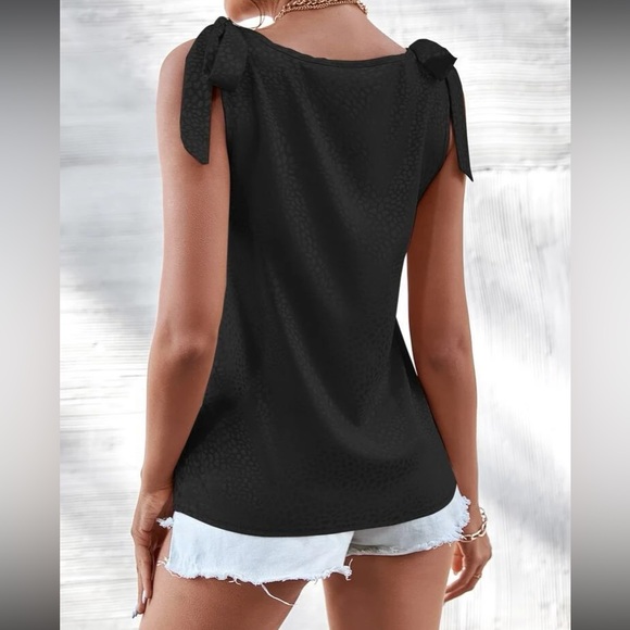 Boho Leopard Print Satin Sleeveless Blouse - Picture 7 of 16